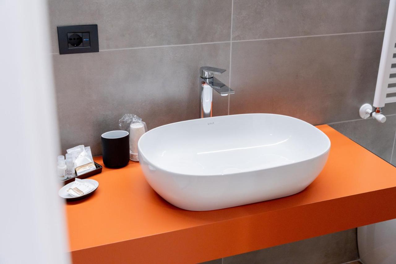Calvani23 Luxury House Бари Экстерьер фото